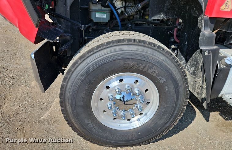 image for item EI3988 2012 Freightliner  114SD dump truck