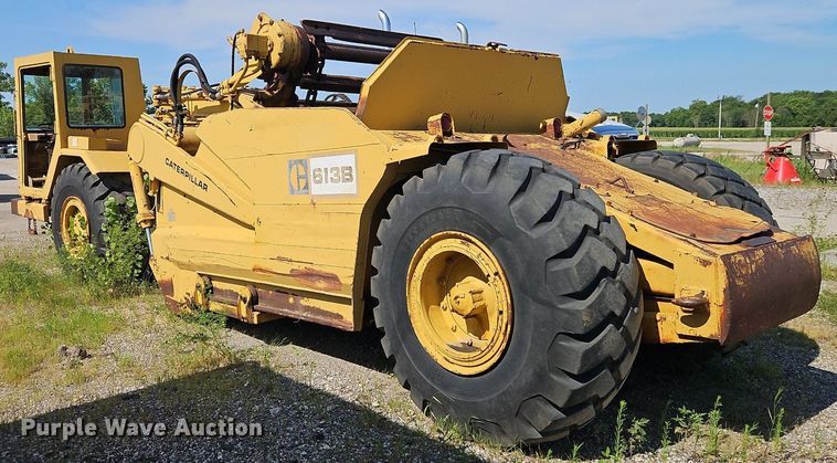 image for item EI3989 1976 Caterpillar  613B elevating scraper