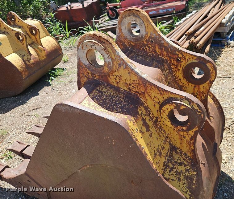 image for item EI8197 Excavator bucket