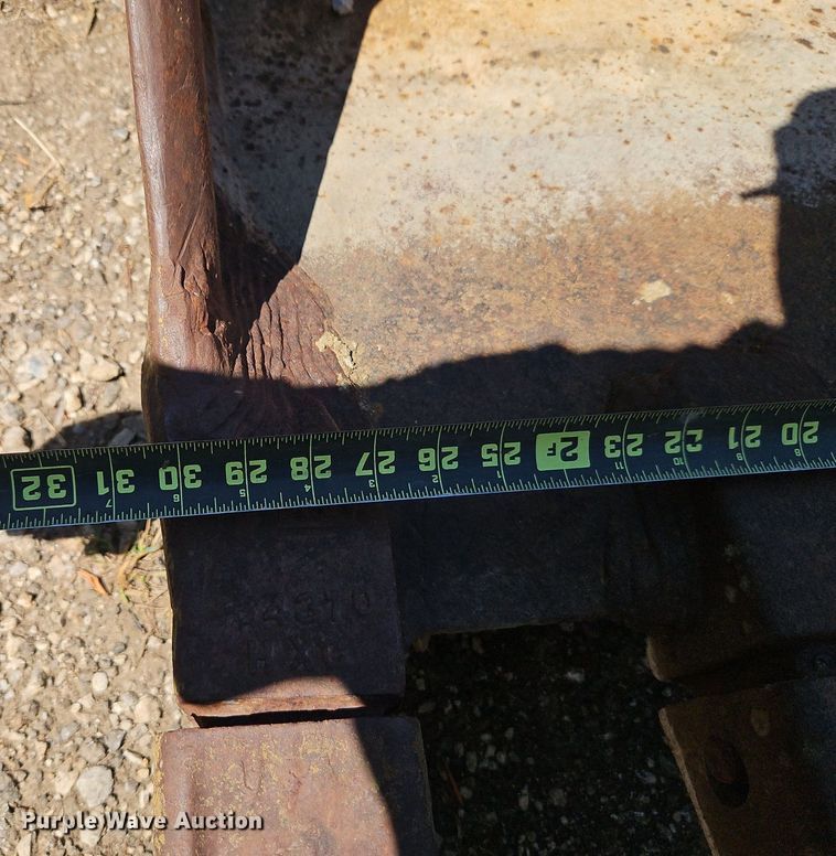 image for item EI8197 Excavator bucket