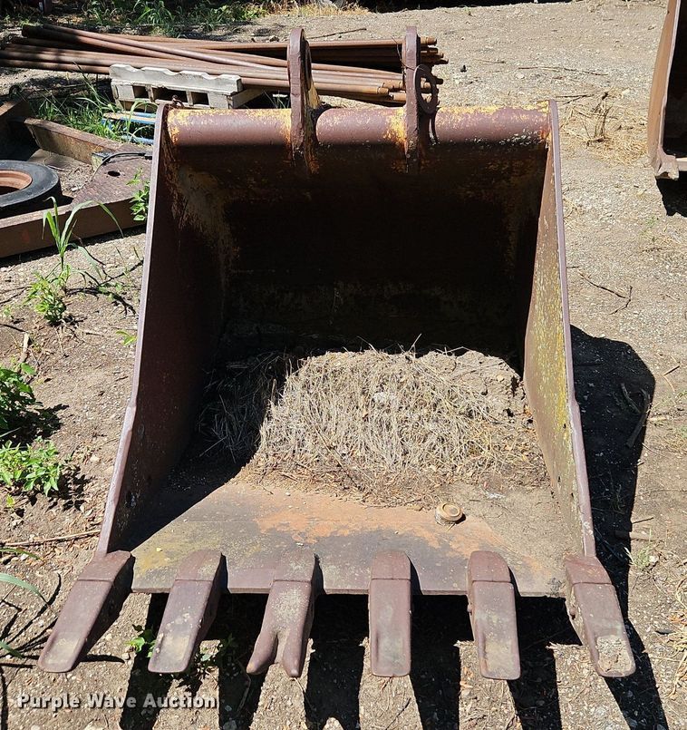 image for item EI8198 TSM excavator bucket