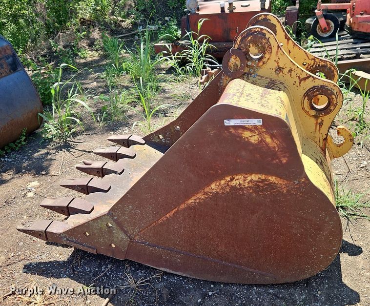 image for item EI8198 TSM excavator bucket