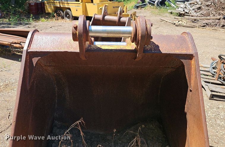 image for item EI8199 Balderson excavator bucket