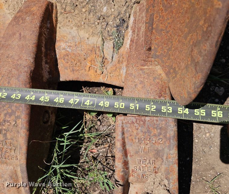 image for item EI8199 Balderson excavator bucket