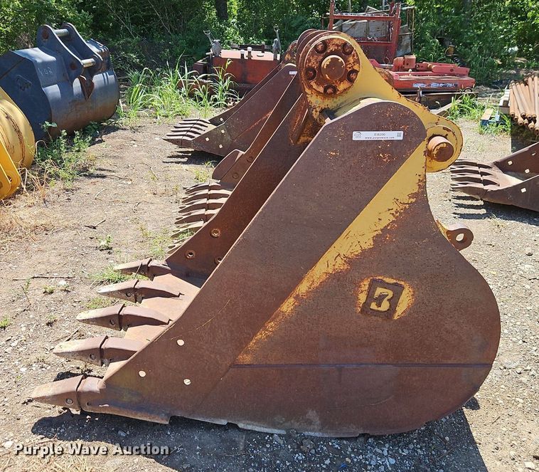 image for item EI8200 Balderson  excavator bucket