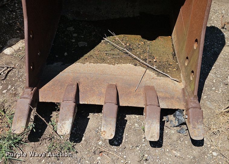 image for item EI8200 Balderson  excavator bucket