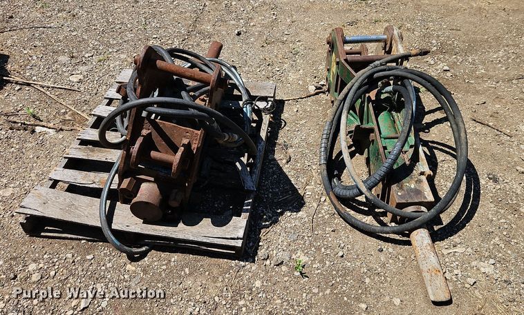 image for item EI8203 (2) breakers