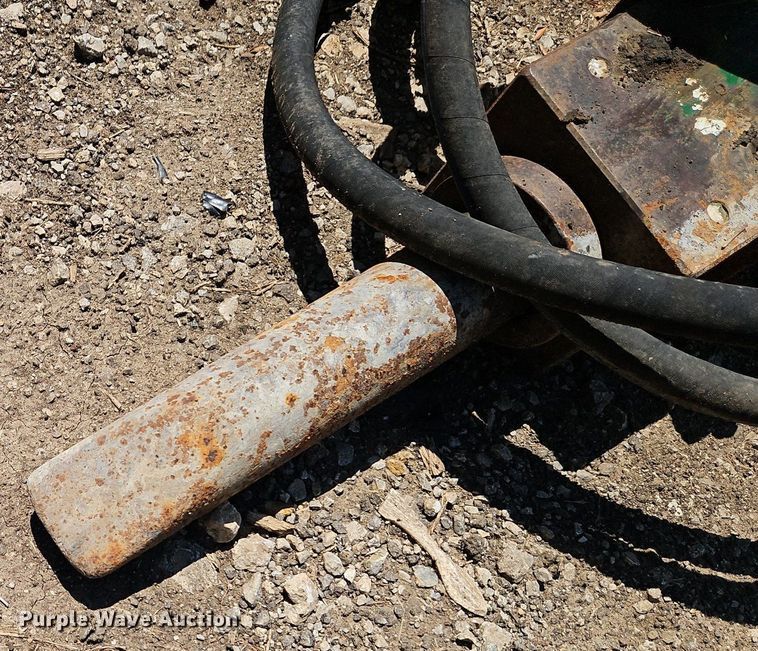 image for item EI8203 (2) breakers