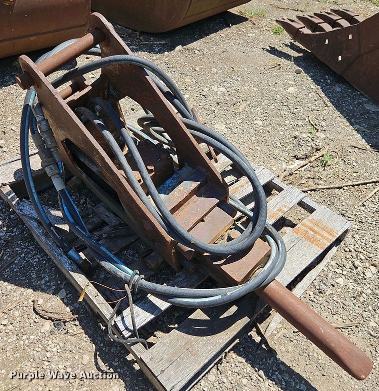 image for item EI8203 (2) breakers