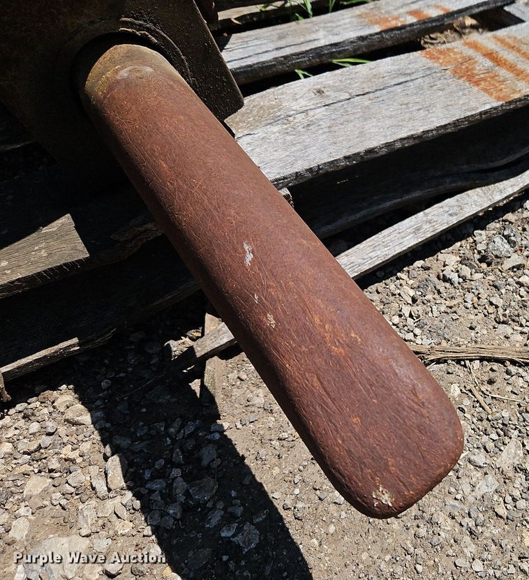 image for item EI8203 (2) breakers