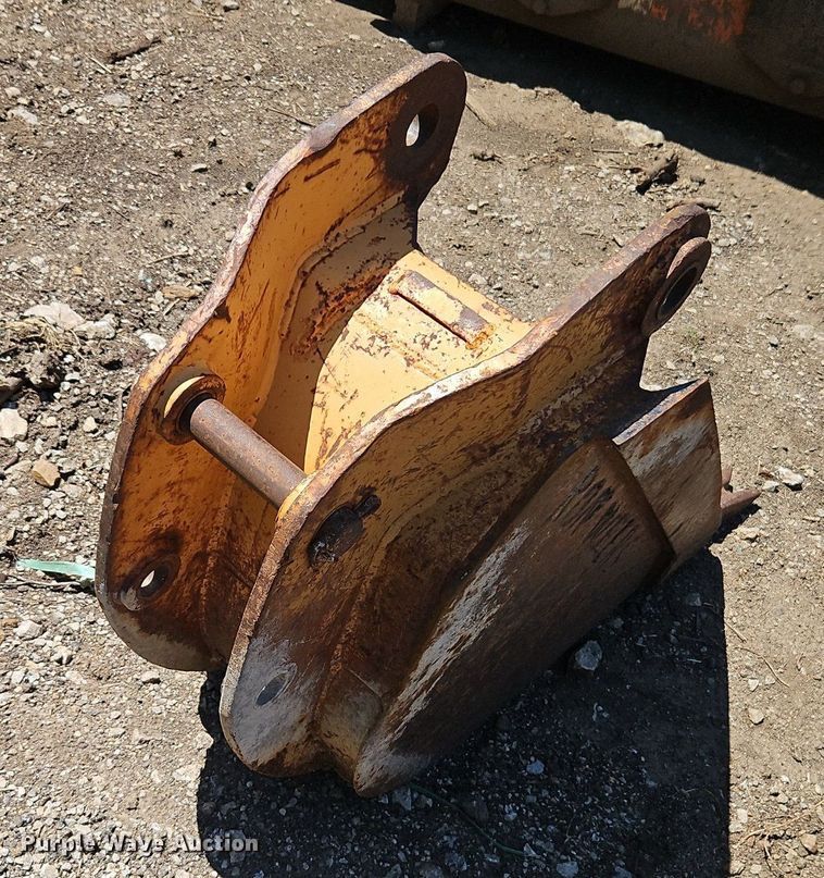 image for item EI8204 (5) Case 580 backhoe buckets