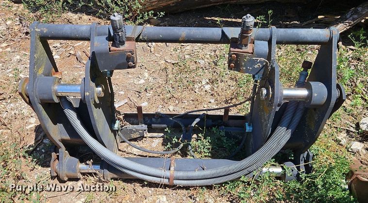 image for item EI8205 (2) hydraulic quick couplers