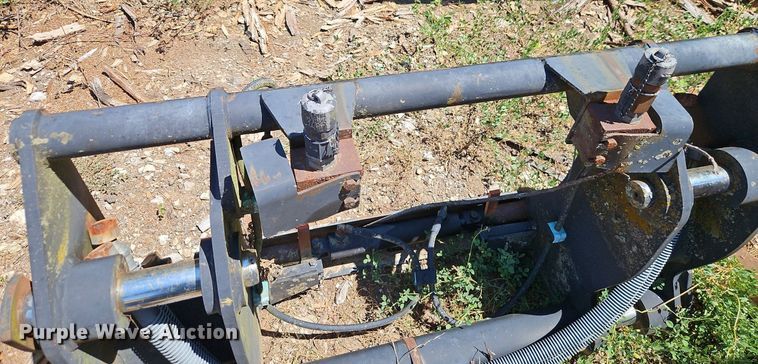 image for item EI8205 (2) hydraulic quick couplers