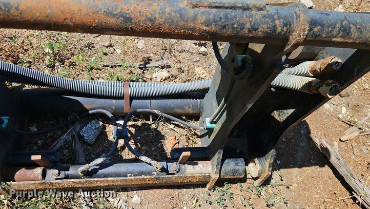 image for item EI8205 (2) hydraulic quick couplers