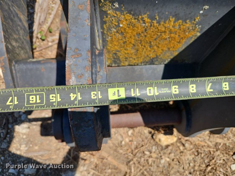 image for item EI8206 CF excavator grapple