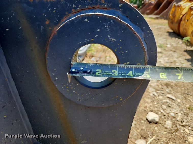 image for item EI8206 CF excavator grapple