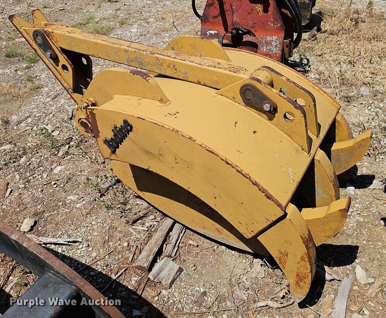 image for item EI8207 Bodine excavator grapple