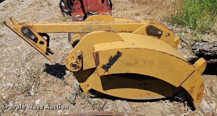 image for item EI8207 Bodine excavator grapple