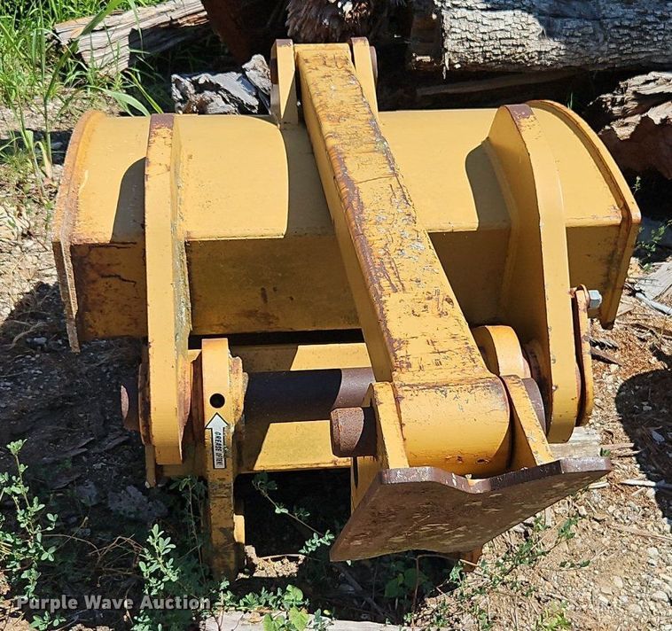 image for item EI8207 Bodine excavator grapple