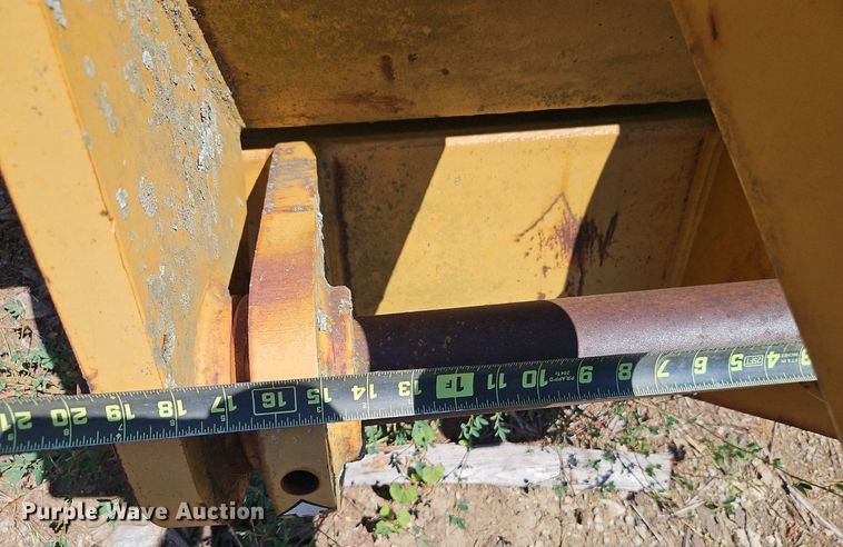 image for item EI8207 Bodine excavator grapple