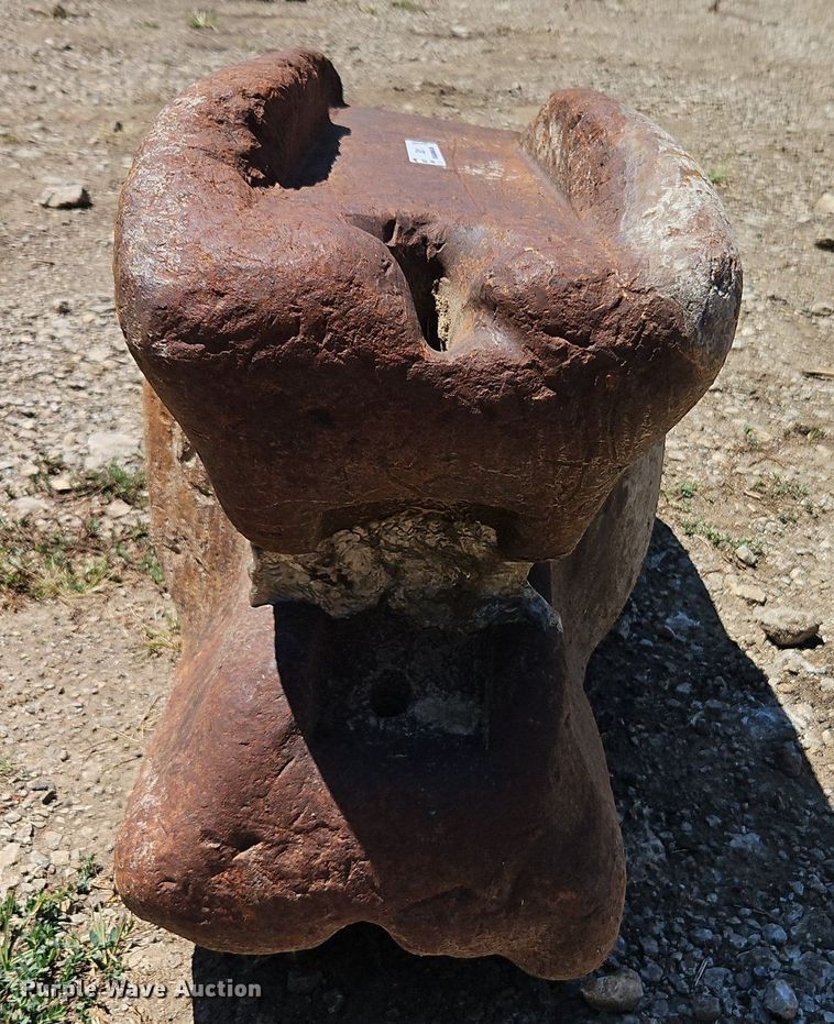 image for item EI8211 Wrecking ball