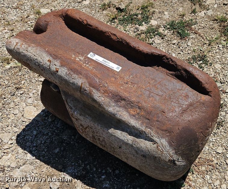 image for item EI8211 Wrecking ball