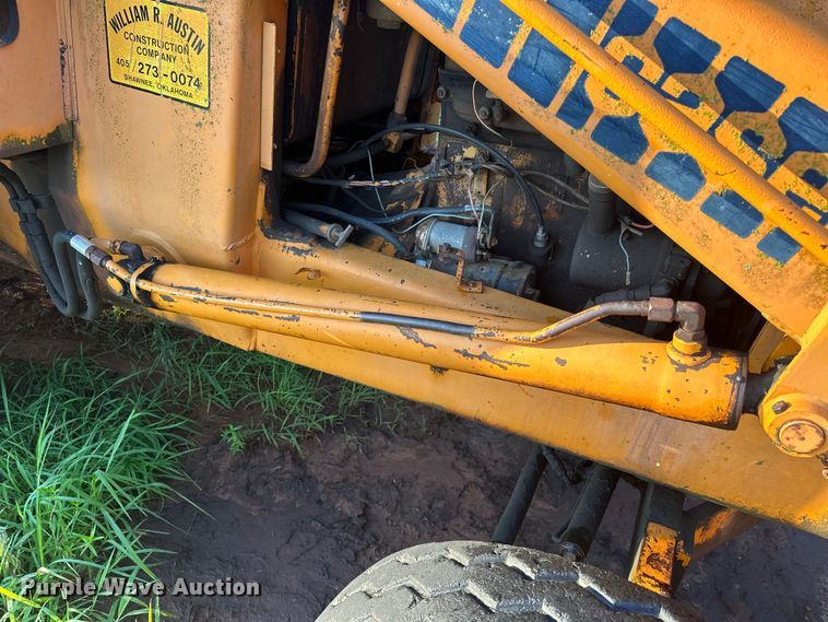 image for item EJ4437 1978 Case 580C backhoe