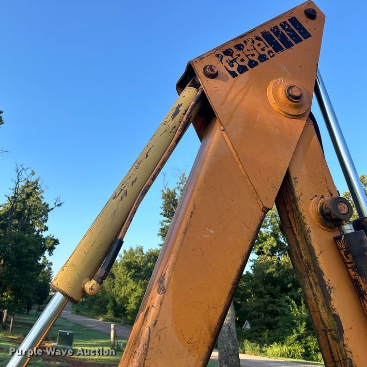 image for item EJ4437 1978 Case 580C backhoe