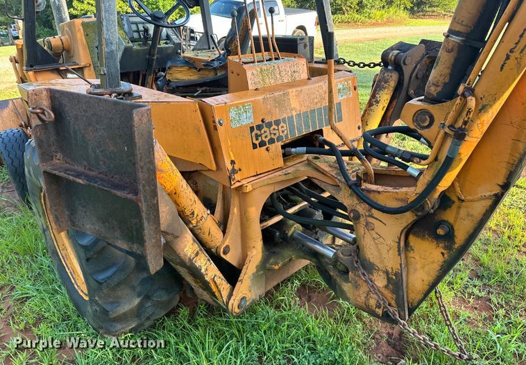 image for item EJ4437 1978 Case 580C backhoe