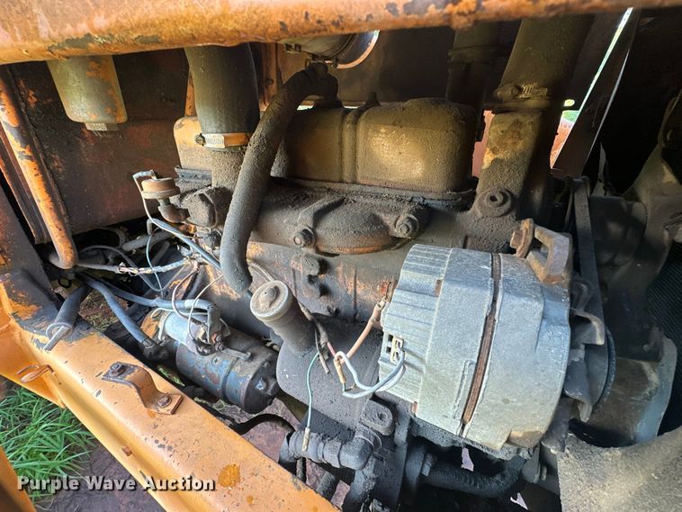 image for item EJ4437 1978 Case 580C backhoe