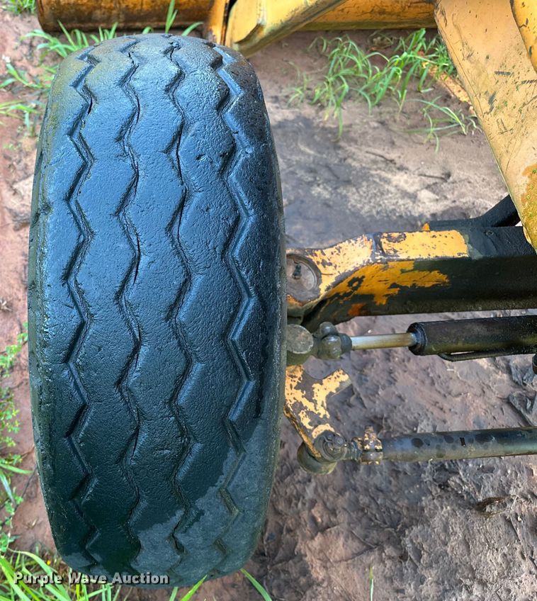 image for item EJ4437 1978 Case 580C backhoe