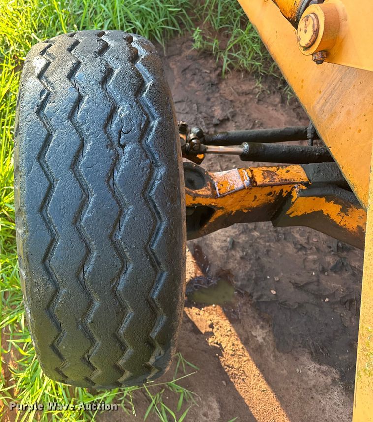 image for item EJ4437 1978 Case 580C backhoe