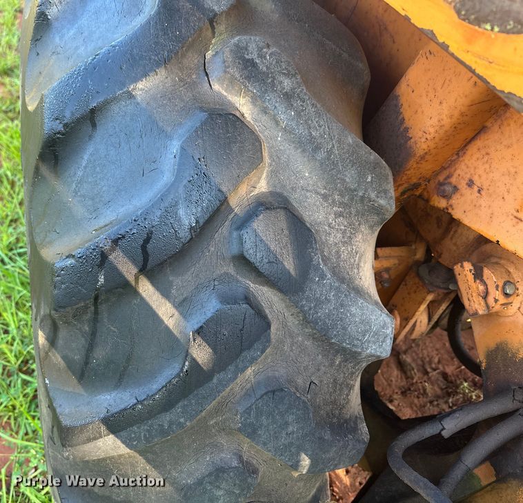 image for item EJ4437 1978 Case 580C backhoe