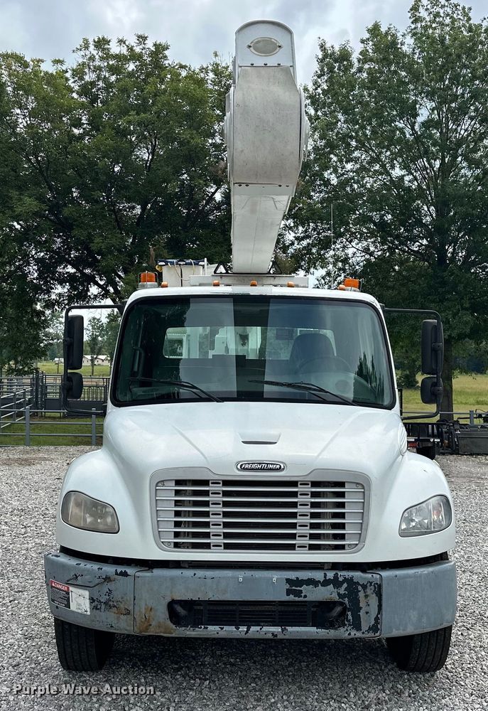 image for item EJ4450 2015 Freightliner  Business Class M2 bucket truck