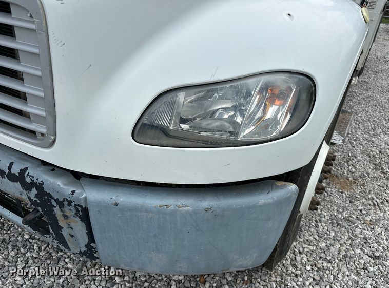 image for item EJ4450 2015 Freightliner  Business Class M2 bucket truck