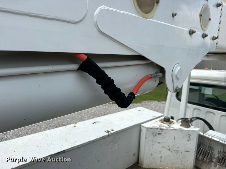 image for item EJ4450 2015 Freightliner  Business Class M2 bucket truck