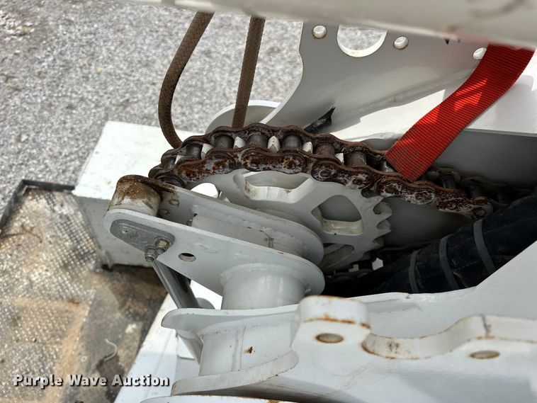 image for item EJ4450 2015 Freightliner  Business Class M2 bucket truck