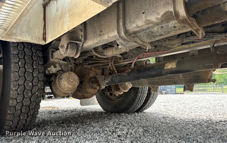 image for item EJ4450 2015 Freightliner  Business Class M2 bucket truck