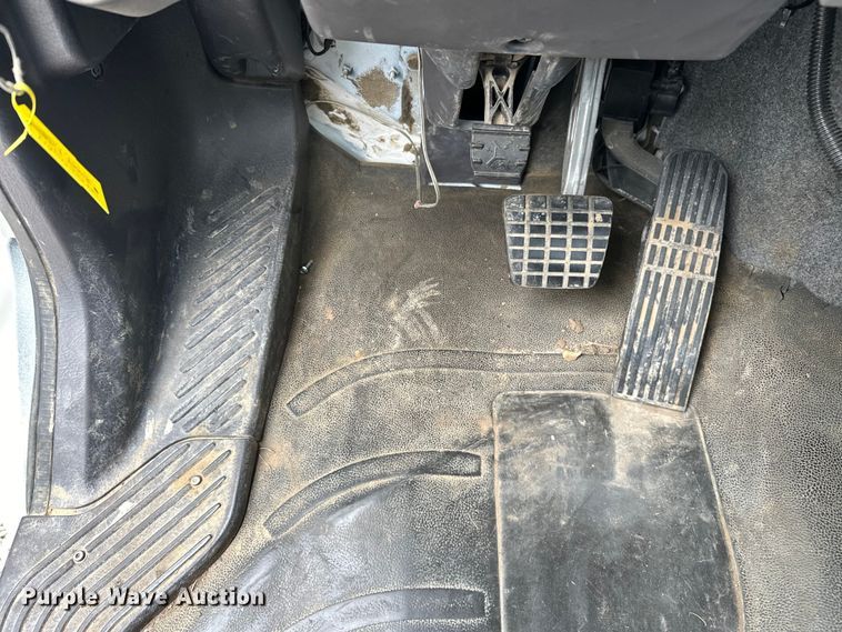 image for item EJ4450 2015 Freightliner  Business Class M2 bucket truck