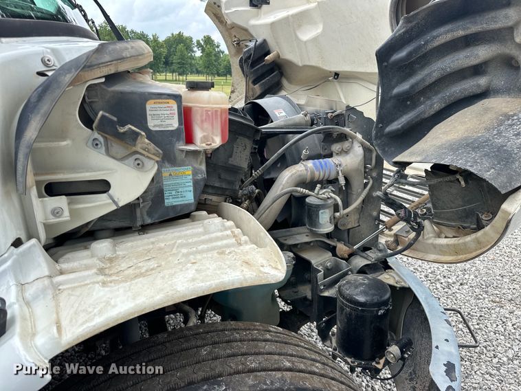 image for item EJ4450 2015 Freightliner  Business Class M2 bucket truck