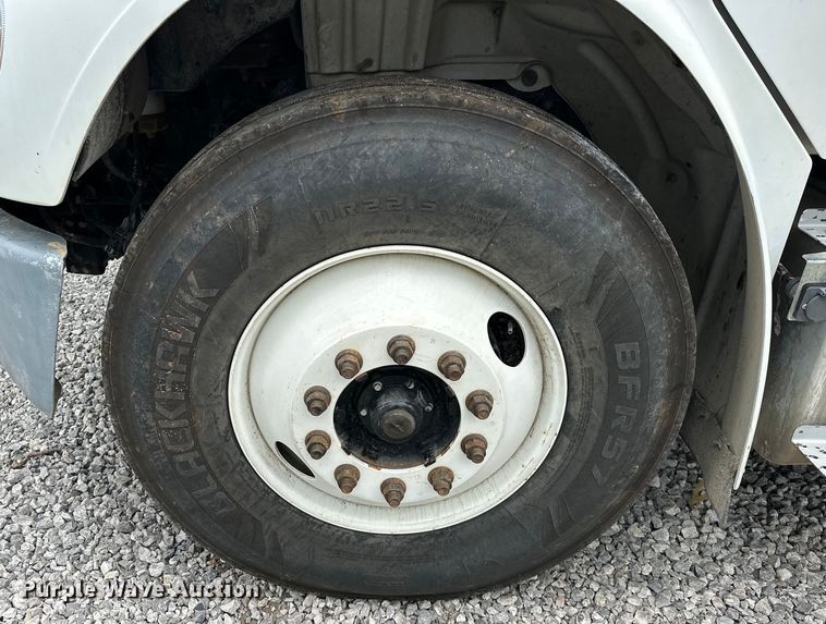 image for item EJ4450 2015 Freightliner  Business Class M2 bucket truck