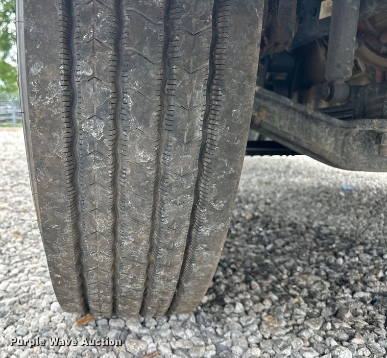 image for item EJ4450 2015 Freightliner  Business Class M2 bucket truck