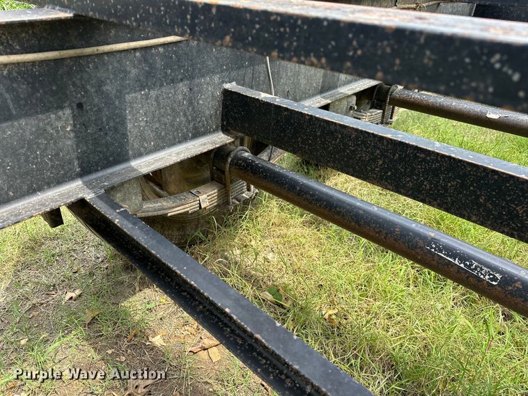 image for item EJ4451 2018 Road Boss pipe trailer