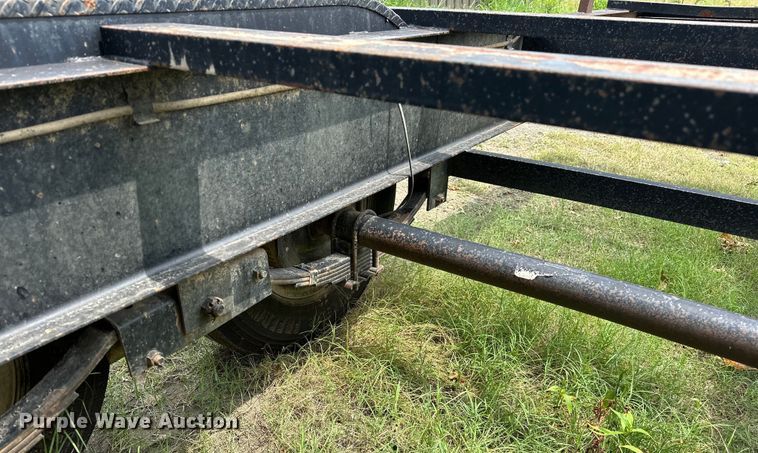 image for item EJ4451 2018 Road Boss pipe trailer