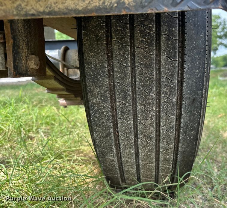 image for item EJ4451 2018 Road Boss pipe trailer