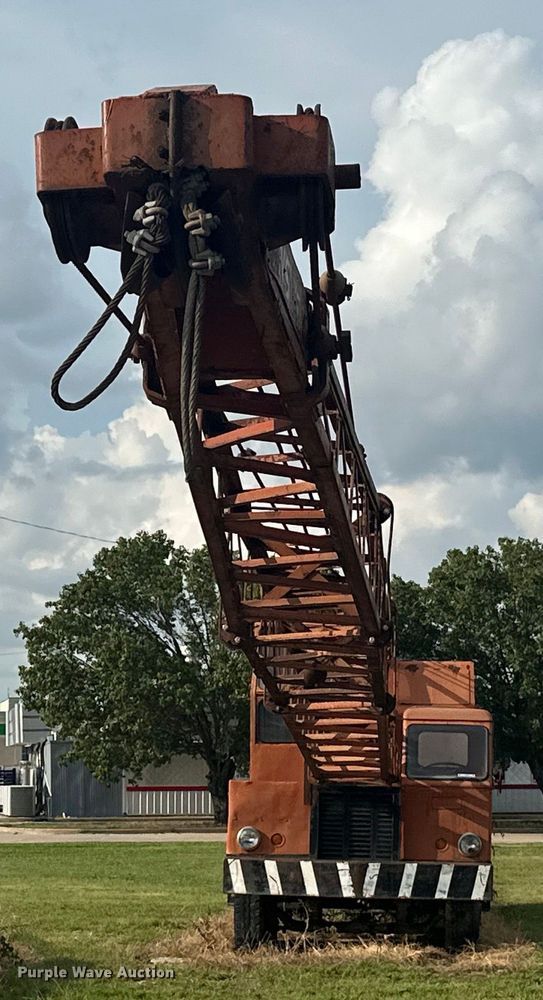 image for item EJ4455 Insley 156LH  crane