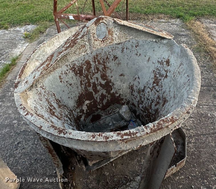 image for item EJ4456 Concrete equipment