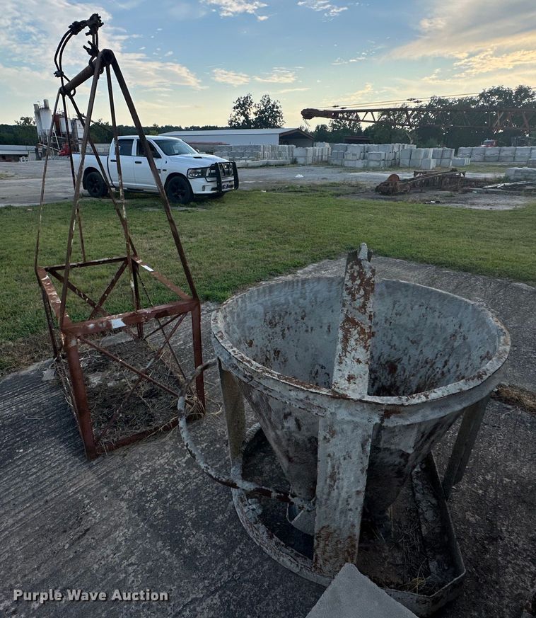 image for item EJ4456 Concrete equipment