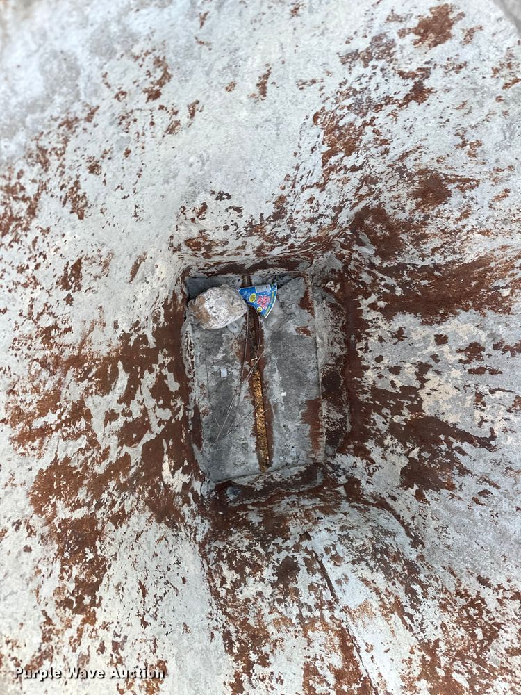 image for item EJ4456 Concrete equipment