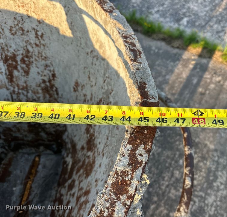 image for item EJ4456 Concrete equipment